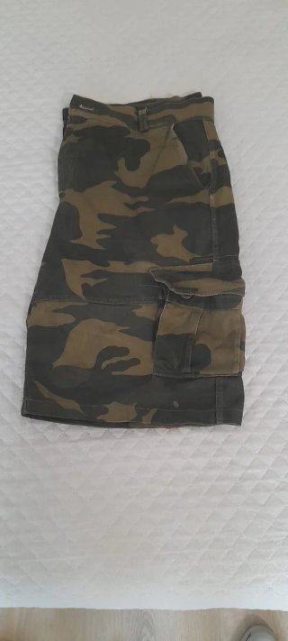 Pantaloncini cargo mimetici taglia XXL