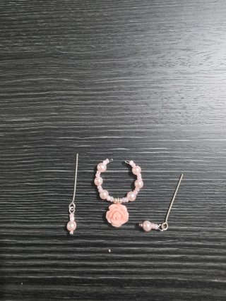 Gioielli Barbie rosa con fiore