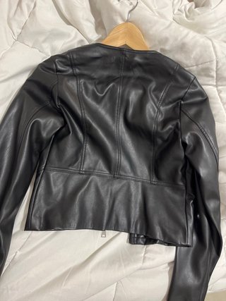 Chaqueta cuero Stradivarius Talla XS