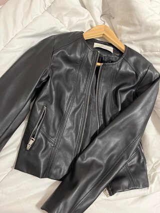 Chaqueta cuero Stradivarius Talla XS