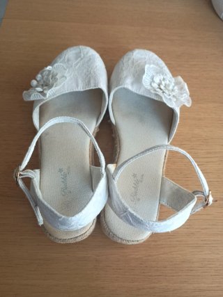 Sandalias niña eventos crudo T38