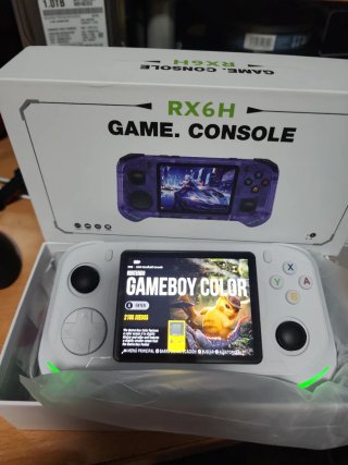 Consola Portátil RX6H
