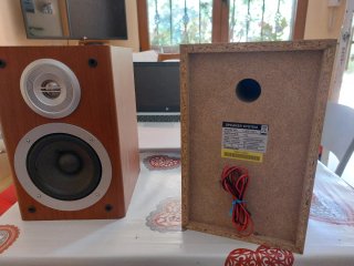 Altavoces LG 40w