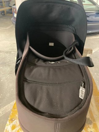 Passeggino Bugaboo in nero