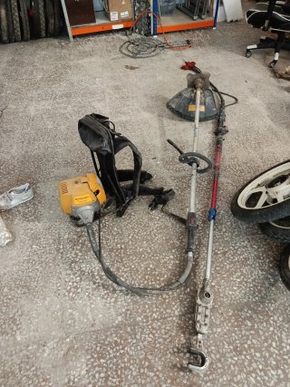 Desbrozadora y recoger aceitunas , para reparar