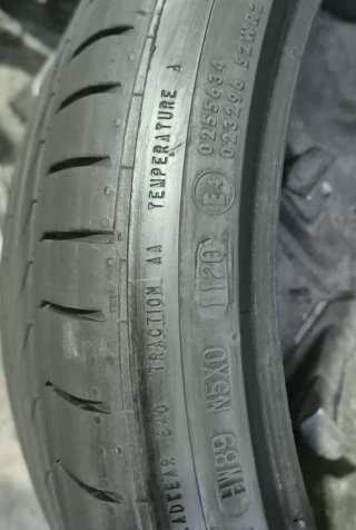 2 Neumáticos 275 30 ZR21 98Y