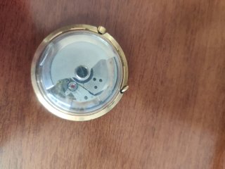 Reloj Shofa Dorado y Blanco