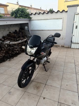 Honda CBF 125cc Negra