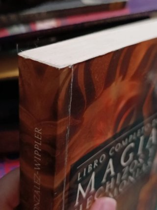 El libro completo de magia, hechizos y ceremonias