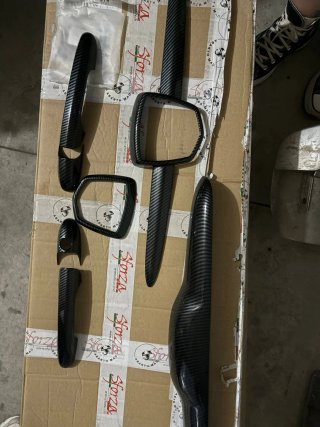 Cubiertas fibra carbono Abarth 595