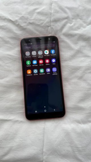 Samsung Galaxy J6+ Rojo