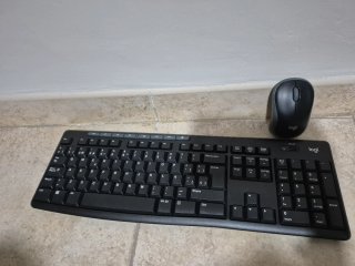 Teclado y Ratón Inalámbrico Logitech MK270