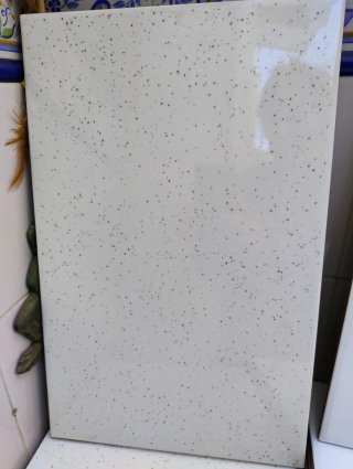 Racholas o baldosas blancas