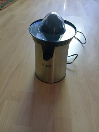 Exprimidor Eléctrico Russell Hobbs