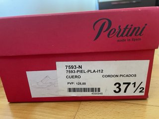 Zapatos Pertini cordones marrones