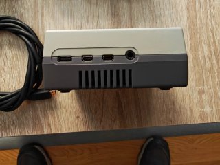 Raspberry Pi 4B con 2 mandos y cables SD 256Gb