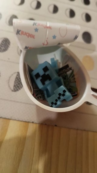 Creeper Cargado Minecraft Kinder Sorpresa