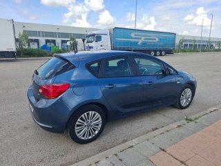 Opel Astra 2016