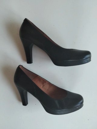Zapatos de tacón negros talla 37