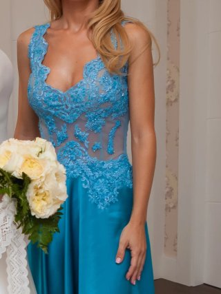 Vestido largo azul/teal talla XS de pedreria