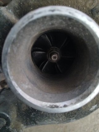 Colector y Turbo Montero II 2.5 GLX