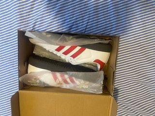 Adidas Samba Blancas y Rojas