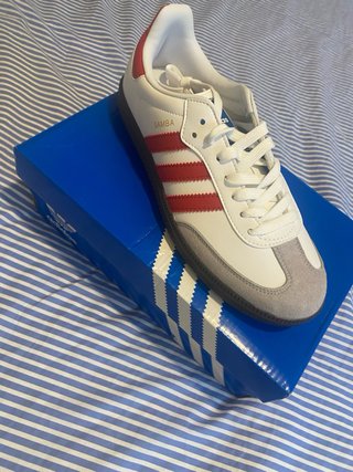 Adidas Samba Blancas y Rojas