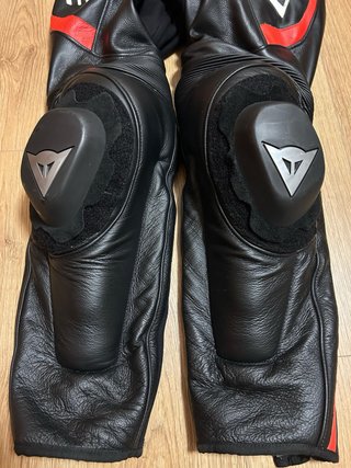 Mono Dainese Cuero Talla 48