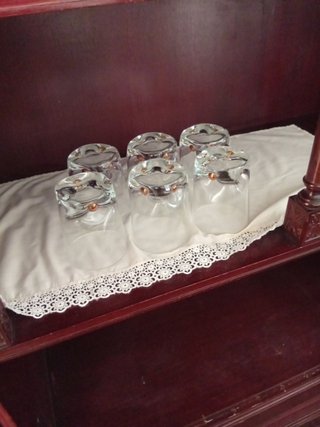 6 Vasos de Cristal con Detalles Dorados