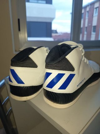 Zapatillas Adidas Blancas y Azules
