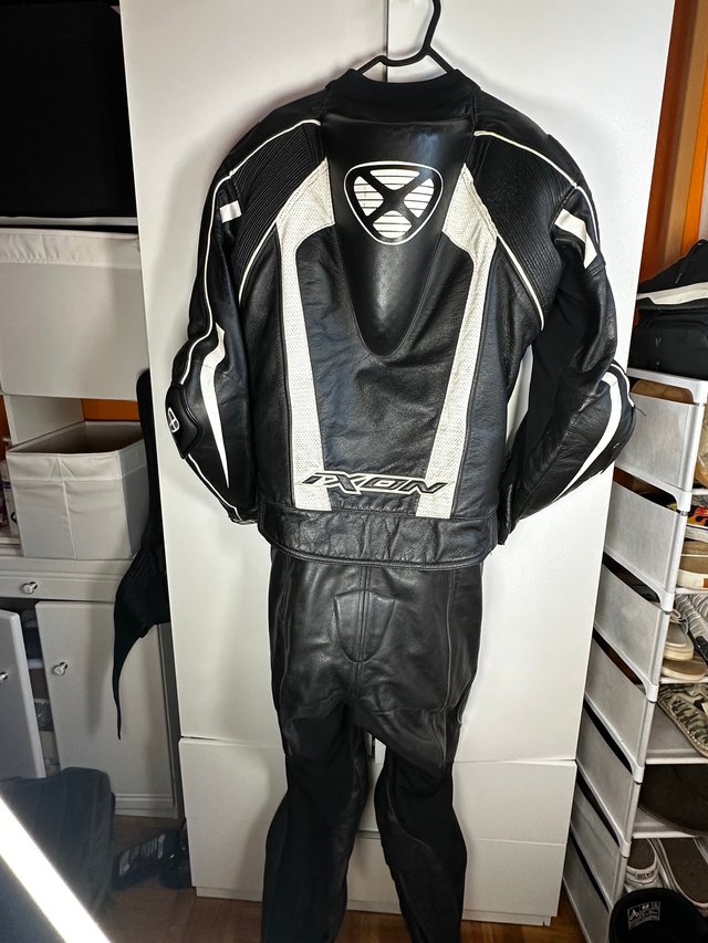 Traje de moto IXON 2 piezas negro