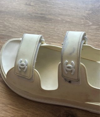 Sandálias Chanel Dad Sandals Tam 37