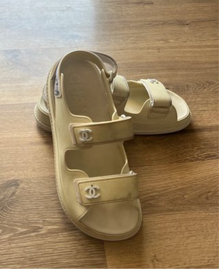 Sandálias Chanel Dad Sandals Tam 37