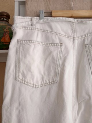 (XL) Falda vaquera blanca de Zara