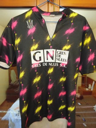 Conjunto Ciclismo Gres de Nules Keraben