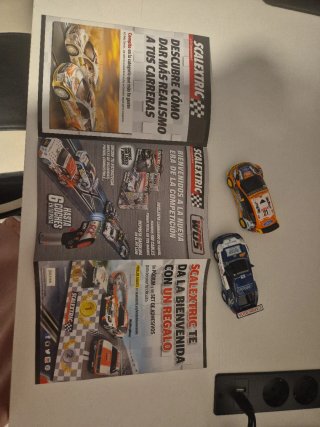 Scalextric Compact Extreme Raiders