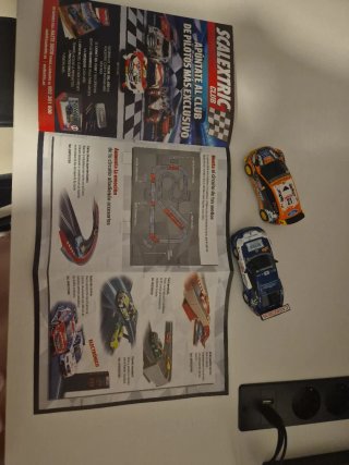 Scalextric Compact Extreme Raiders