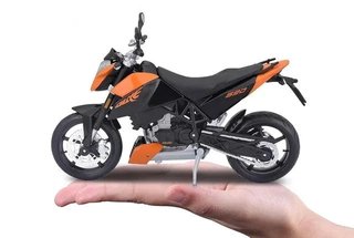 Moto KTM 690 Duke 1:12 Maistoo