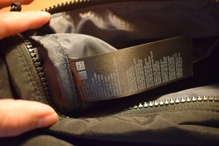 Bolso bandolera Uniqlo negro