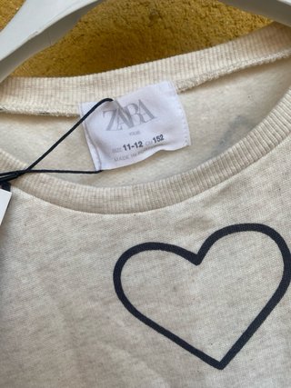 Sudadera Zara niña, corazones love. Con etiqueta!!