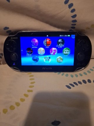 PS VITA,FAT PCH 1004 WI-FI Y BLUETOOTH
