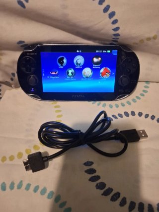 PS VITA,FAT PCH 1004 WI-FI Y BLUETOOTH