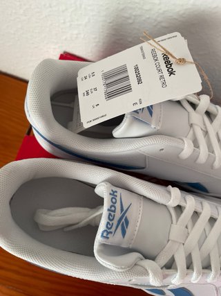 Reebok Blancas Talla 37 con Detalle Azul
