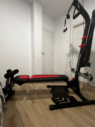 Máquina de ejercicios multifuncional