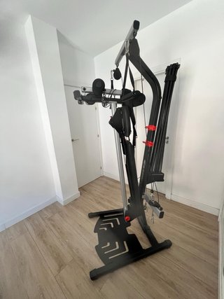 Máquina de ejercicios multifuncional