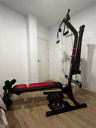 Máquina de ejercicios multifuncional