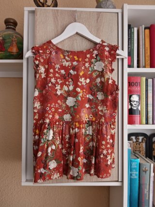 (M) Blusa sin mangas con estampado  floral