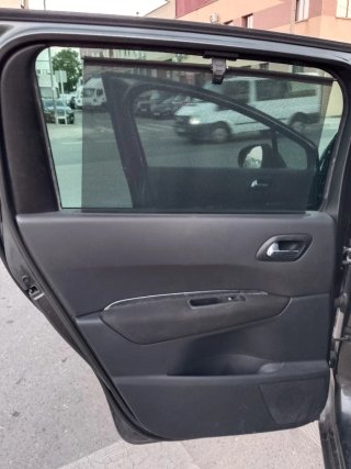 Peugeot 5008 2010