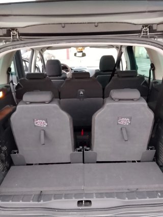 Peugeot 5008 2010