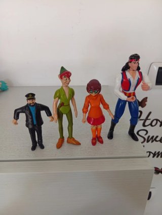 Set 4 Action Figure Personaggi